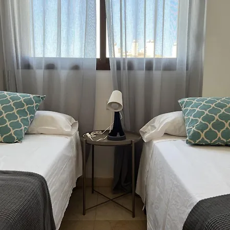 Cerca De La Playa Apartment